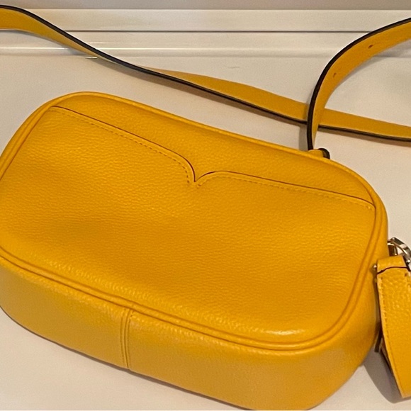 Kate Spade Camera Crossbody - Picture 16 of 16